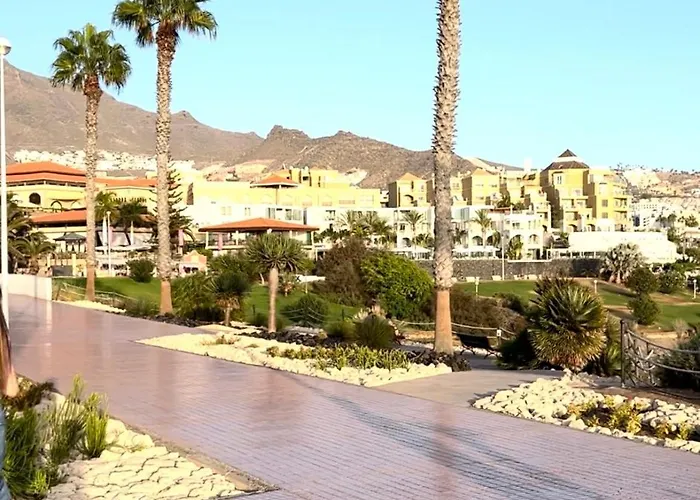 Lovely Sunny Апартаменты