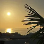 Lovely Sunny *