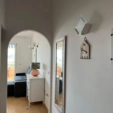 公寓 Lovely Sunny 阿德耶